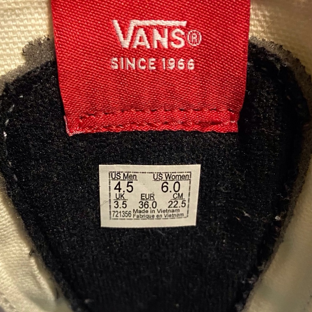 Vans X Spongebob Sk8 Imagination Sneakers Limited Edition Rainbow - Picture 6 of 16